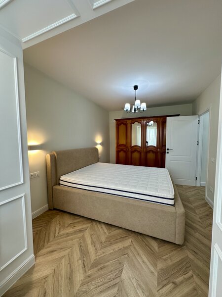 Gorjului, langa Piata si Statia de Metrou, Renovat  Premium